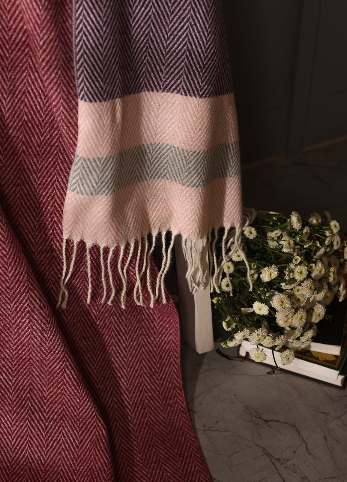 Classic Red & Purple Cashmere Check Stole – Rich Elegance for Winter