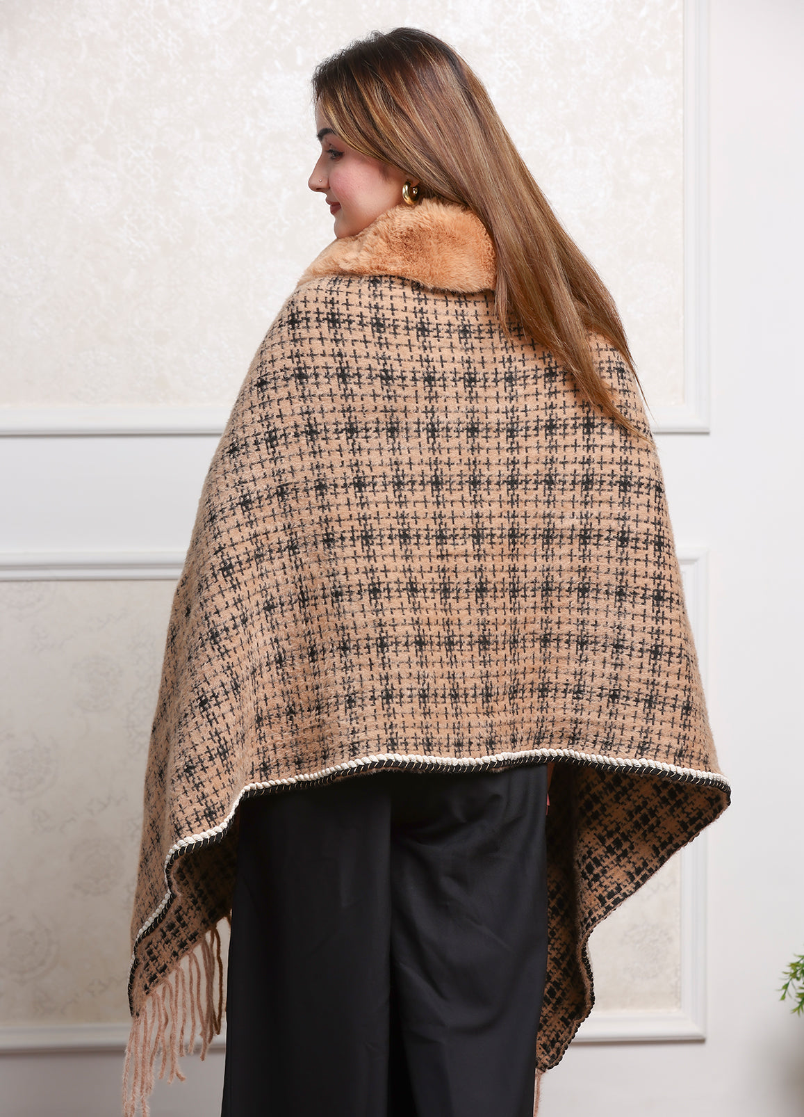 Gen Z Pocket Fur Poncho