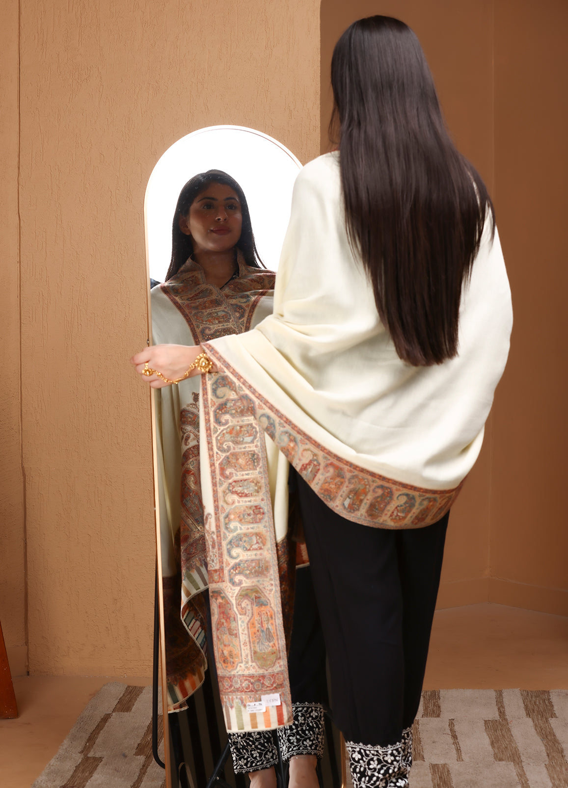 Kani Kunj Paisley Border Shawl