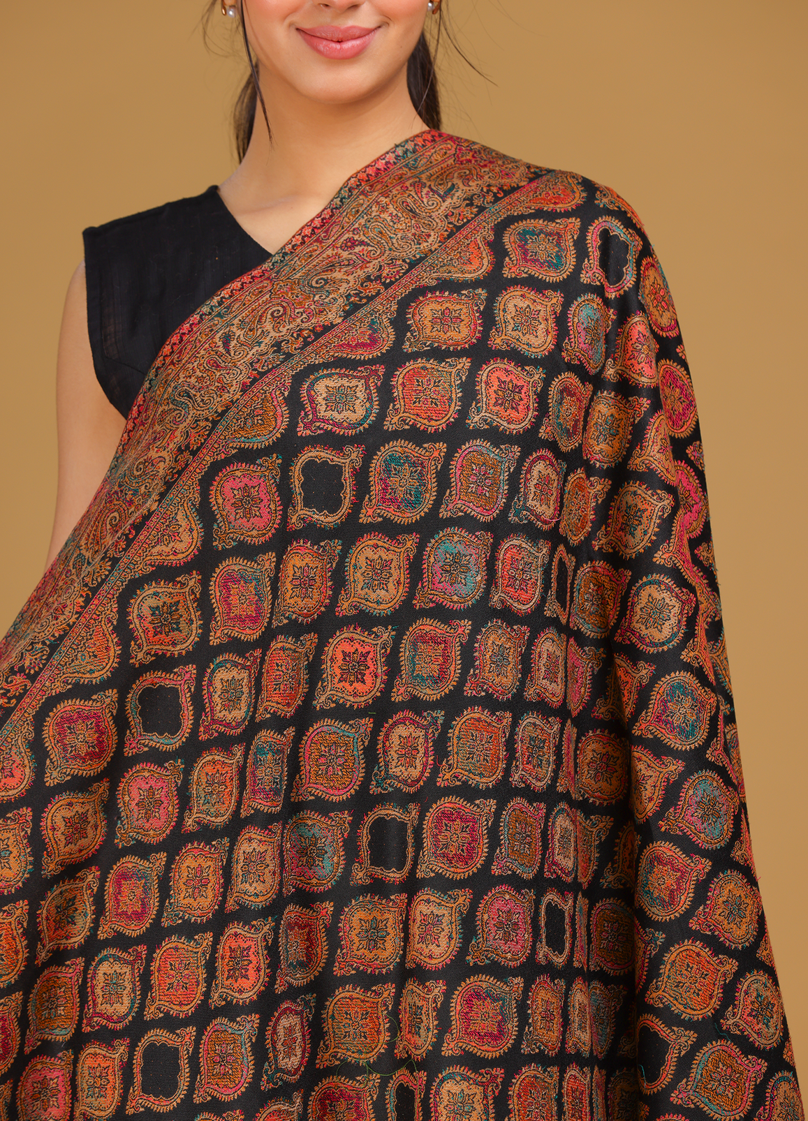 Aaina Kani Pure Wool Shawl
