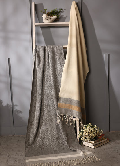 Classic Beige & Grey Cashmere Check Stole – Elegant Winter Essential