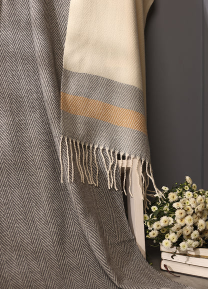 Classic Beige & Grey Cashmere Check Stole – Elegant Winter Essential