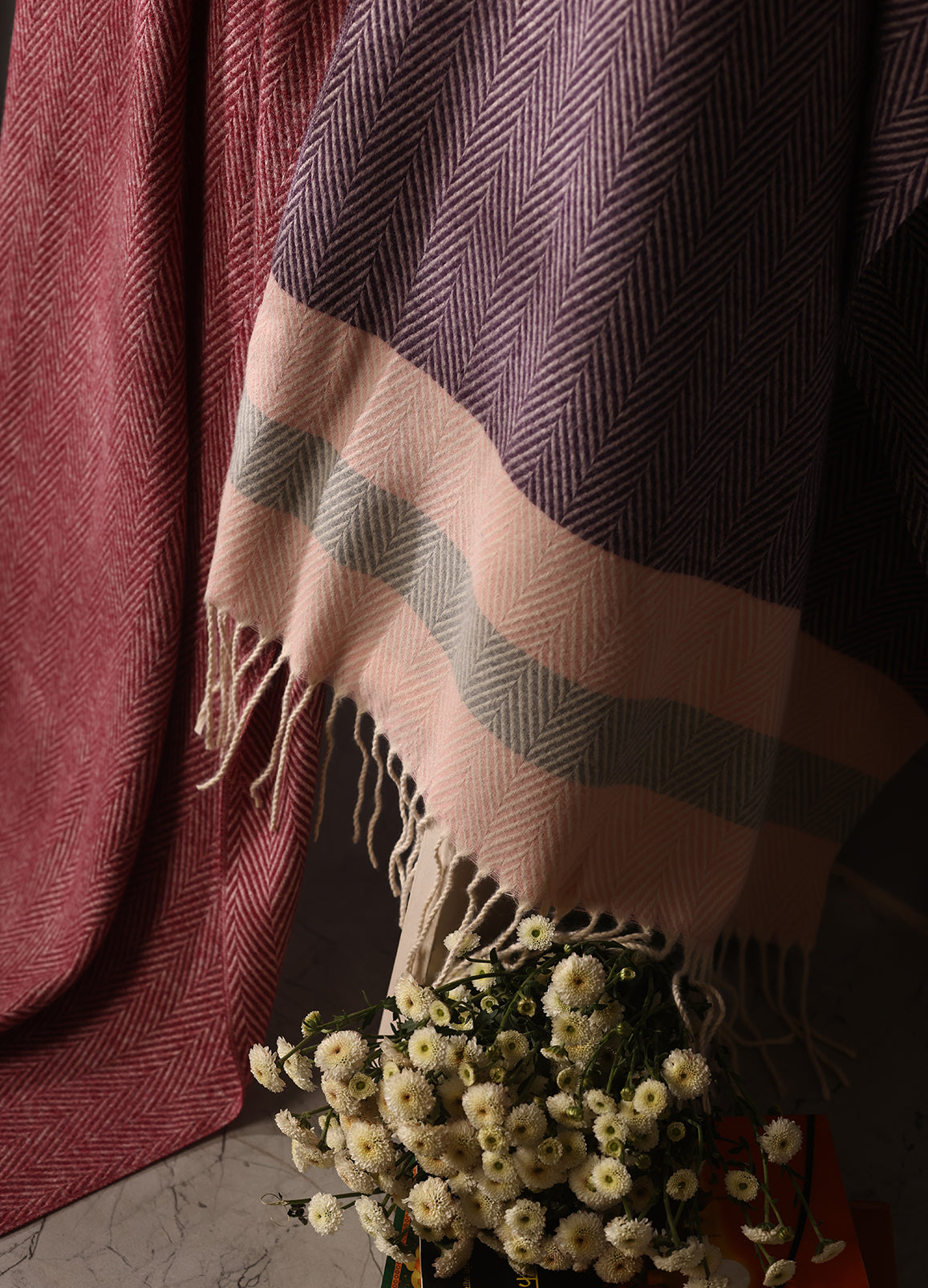 Classic Red & Purple Cashmere Check Stole – Rich Elegance for Winter