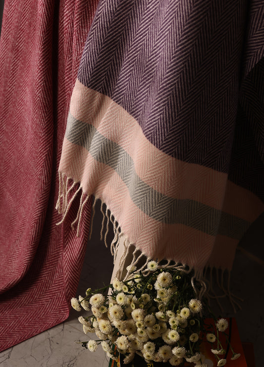 Classic Red & Purple Cashmere Check Stole – Rich Elegance for Winter