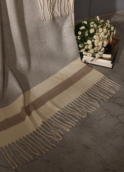 Cashmere Check Stole in Beige & Grey – Timeless Soft Luxury