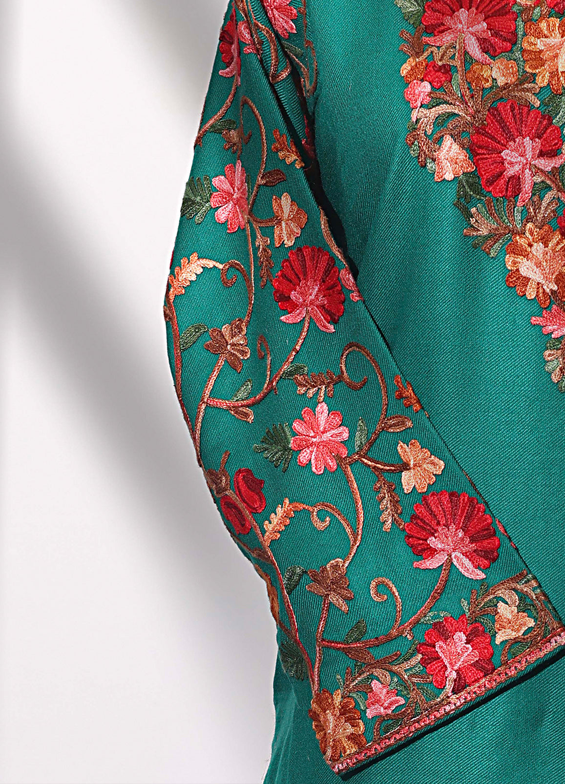 Chinar Neck & Arm Aari Embroidered Green Kashmiri Pheran