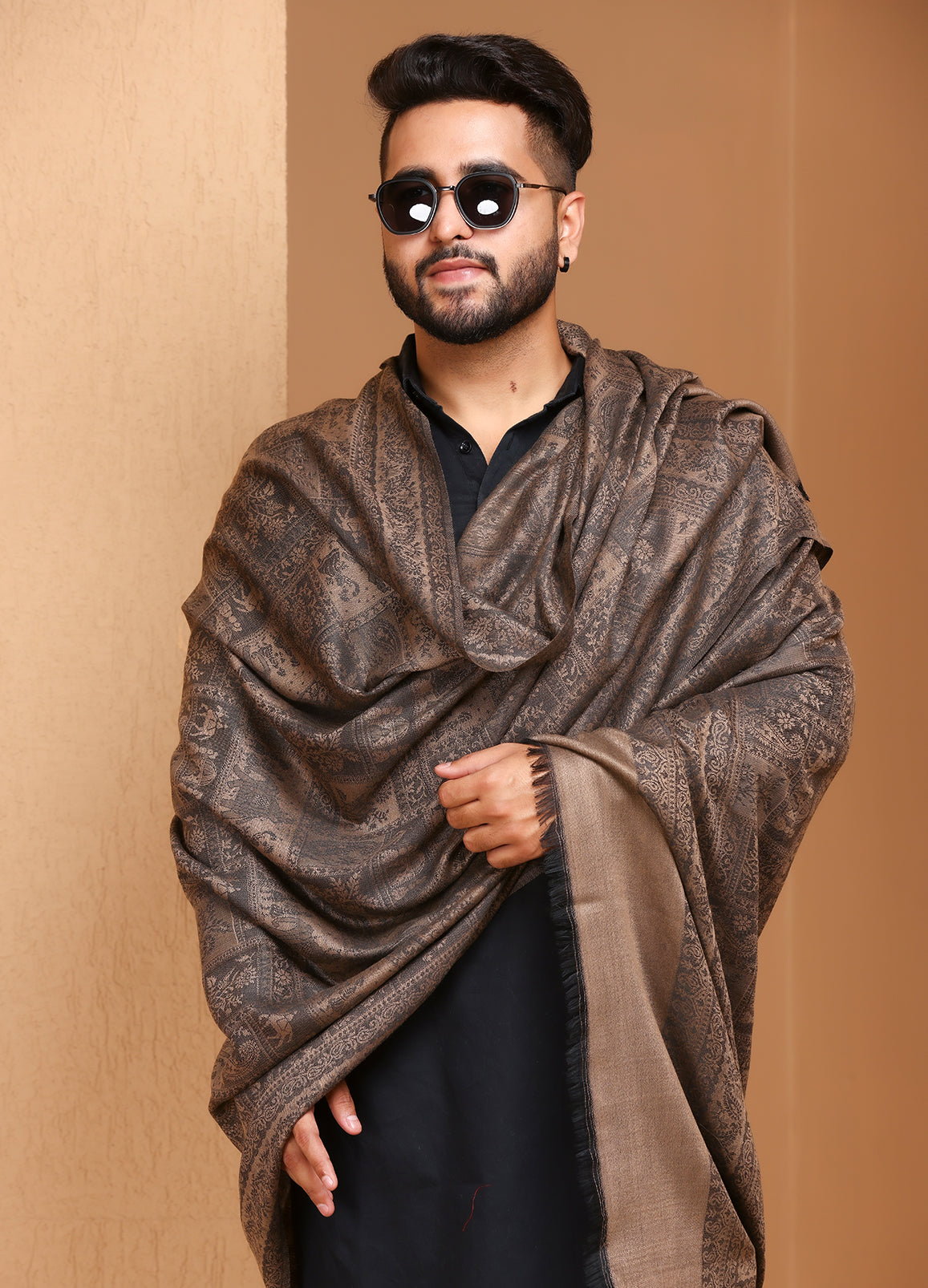 Durbar-E-Sultanate Ethnic Shawl