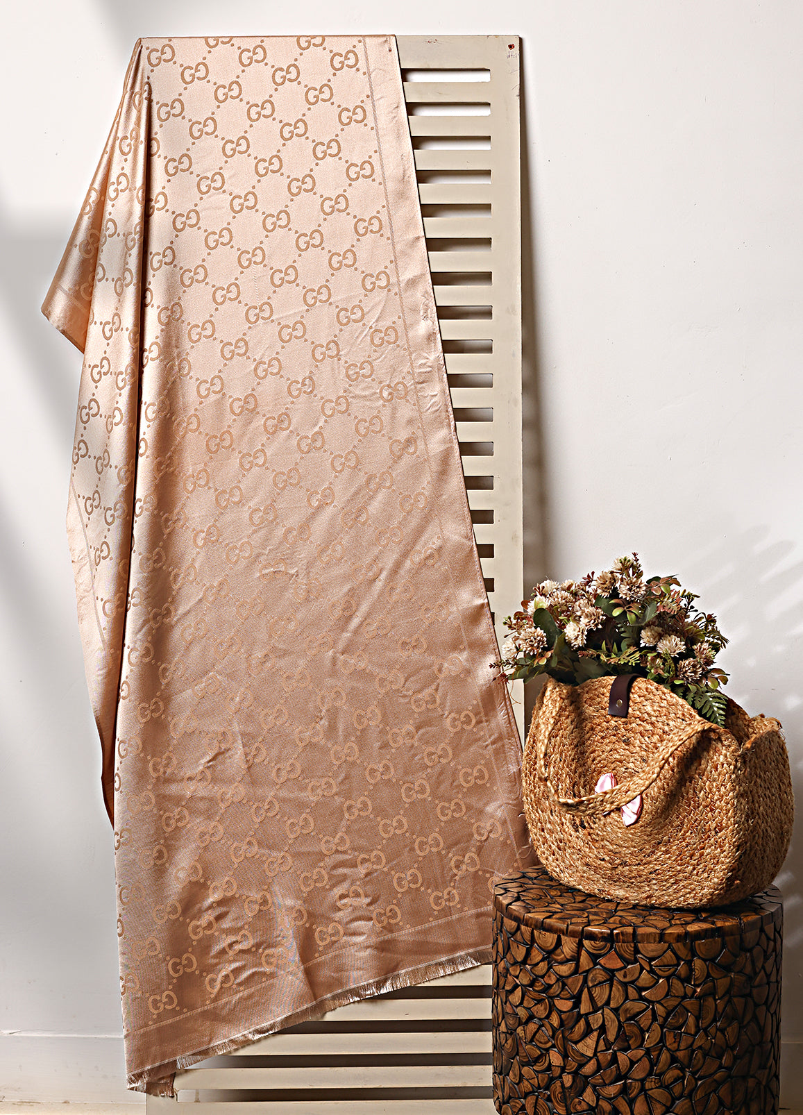 Fashionable Brand Replica Stoles for Modern Wardrobes