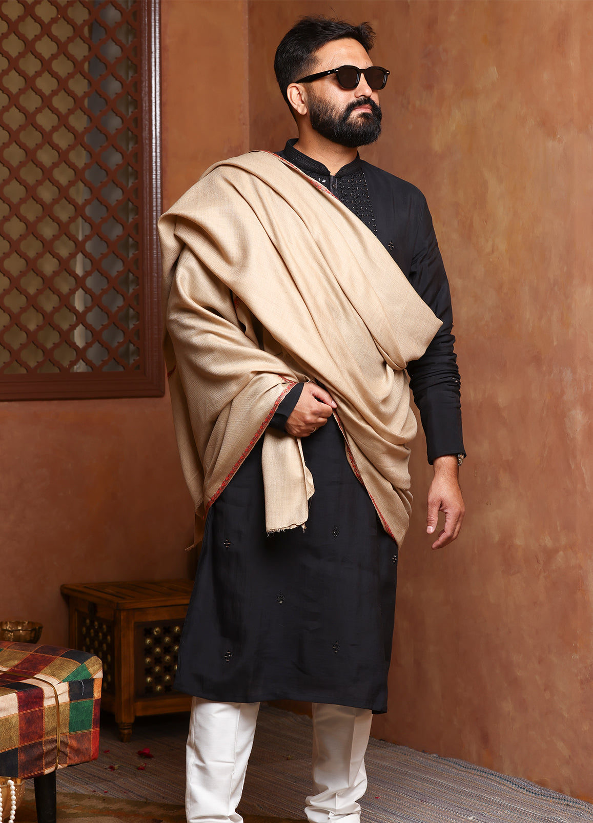 Gents Hand Embroidered Real Kashmiri Pashmina Shawl