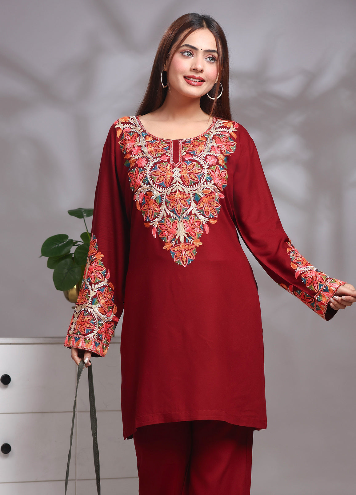 Kashmiri Ari work Rayon Straight Embroidered Kurta With Pant