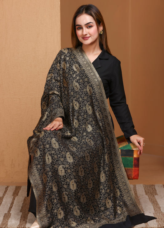 Mehar’ Kaani Paisley Stole with Silky Zari Weave