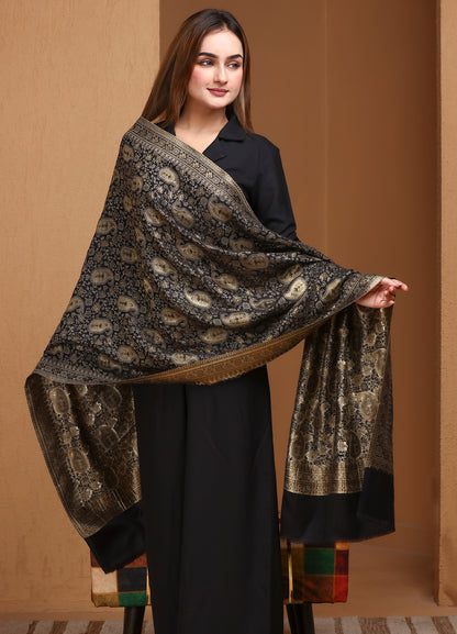 Mehar’ Kaani Paisley Stole with Silky Zari Weave