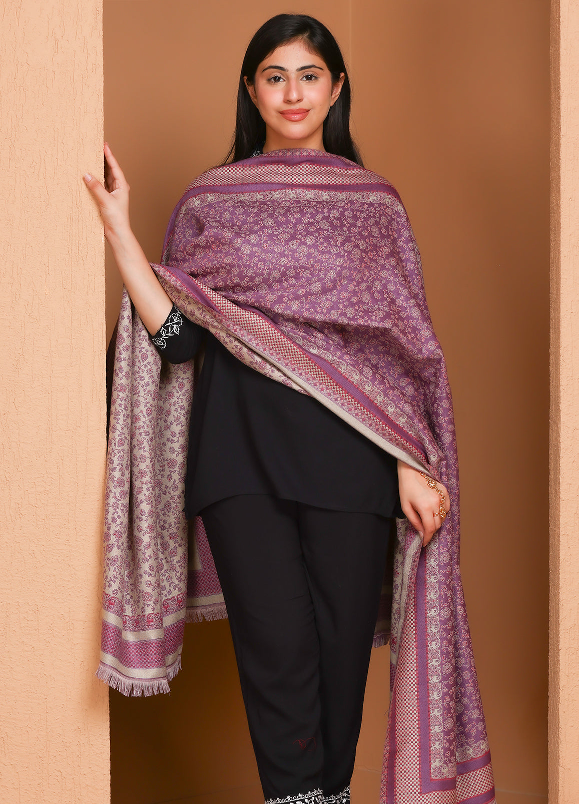 Naaz Captivating Purple Kani Jaal Shawl