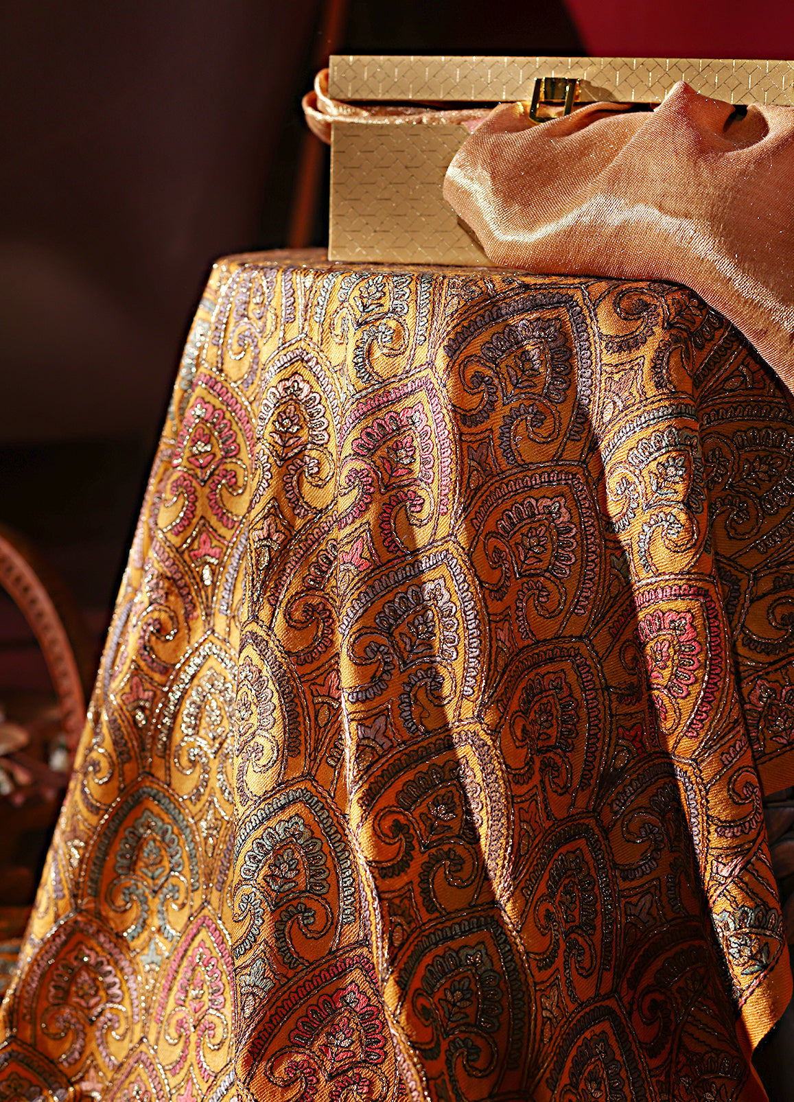 Shawl Waala Zari Embroidered Kashmiri Fine Wool Shawl