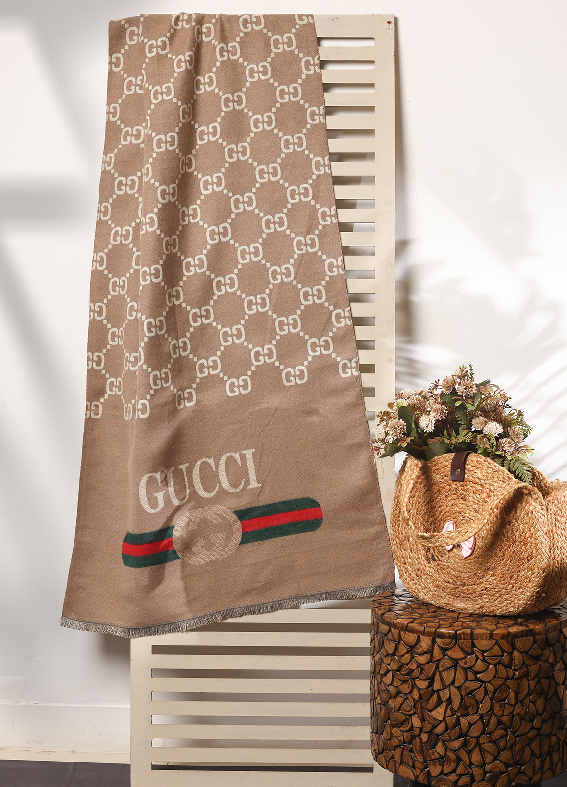 Sophisticated Brand Replica Stoles for Effortless Looks