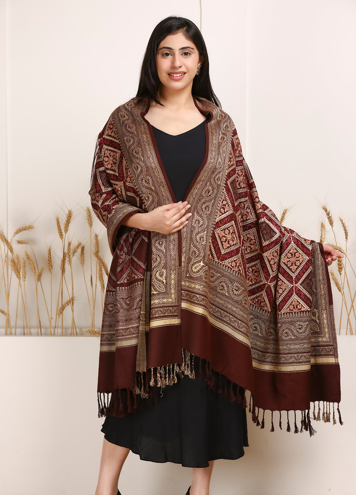 Surmai Women Fine Wool Nalki Hand Embroidered Shawl