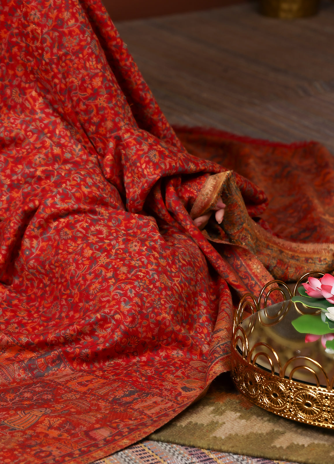 Traditional Red Kani Stole With Heritage Weave