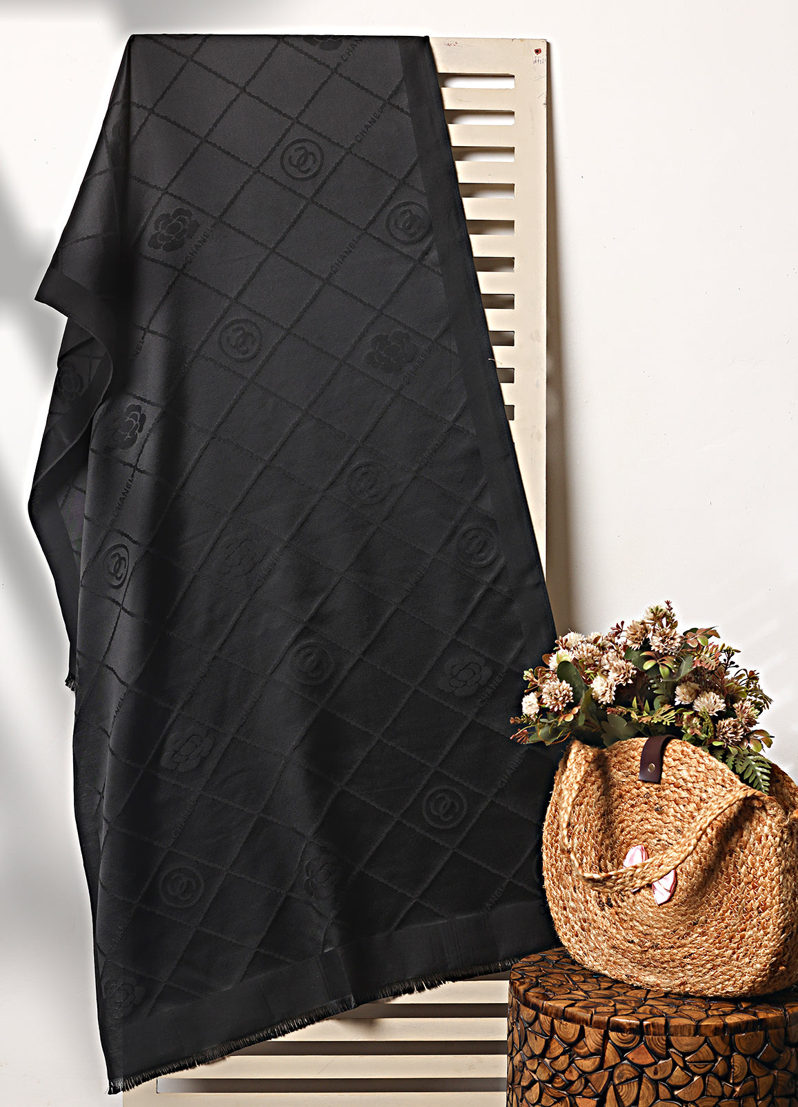 Trendy Brand Replica Stoles At Lowest Price Online