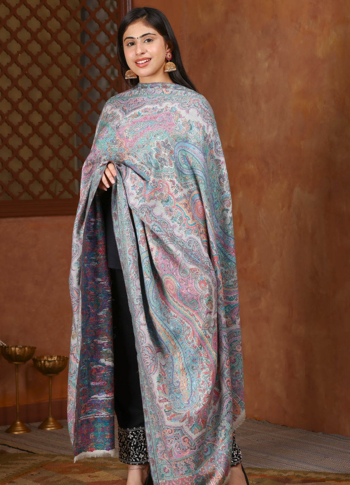 Turkish Paisley Fine Wool Pashmina Jamawar Kani Shawls