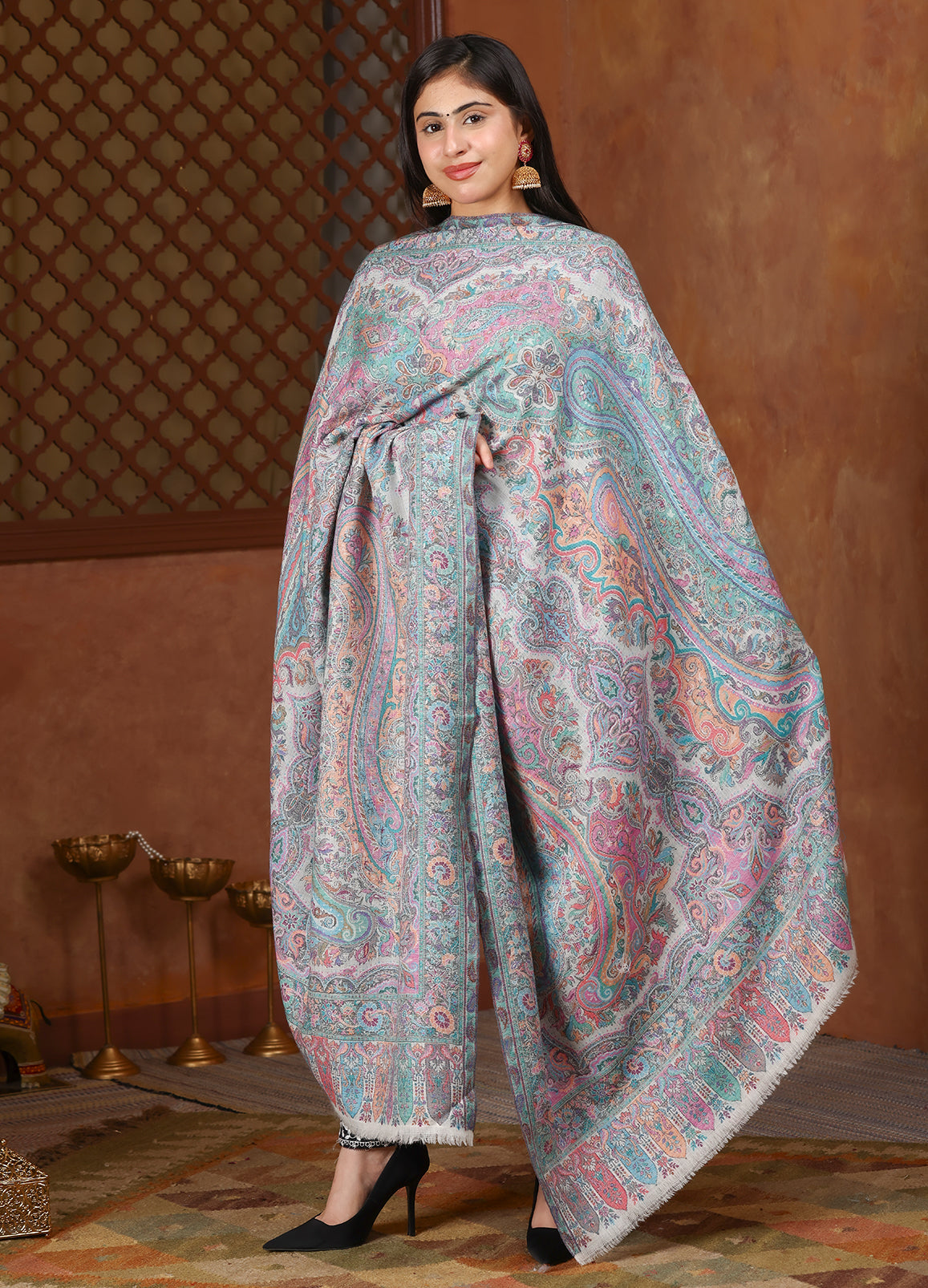 Turkish Paisley Fine Wool Pashmina Jamawar Kani Shawls