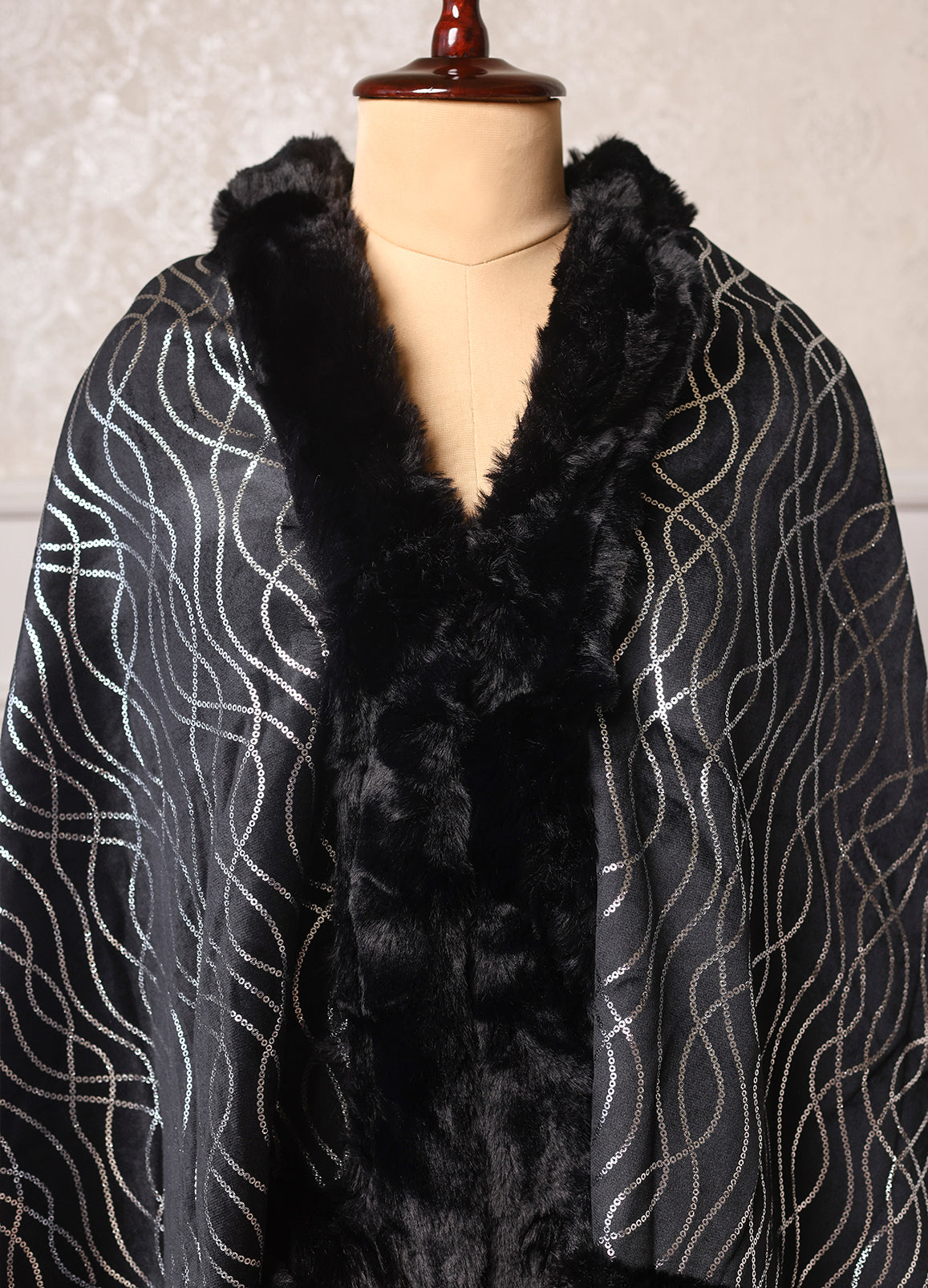 Women’s Faux Fur Collar Knit Open-Front Poncho