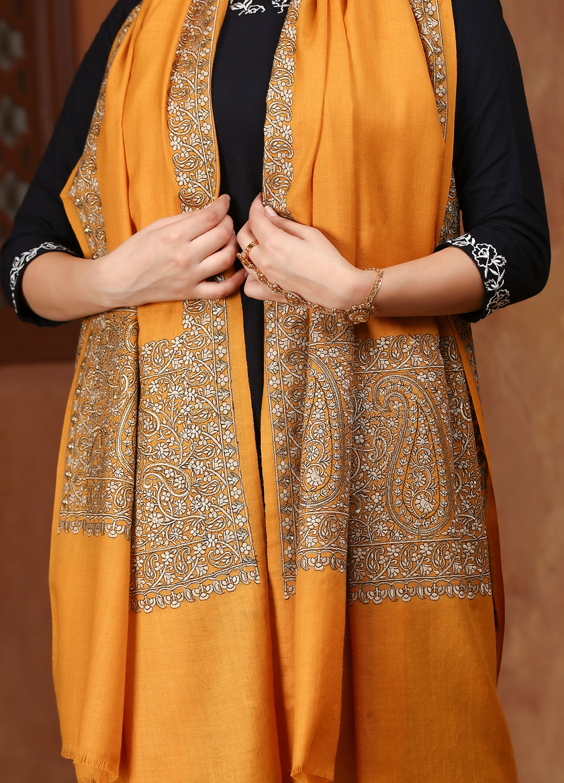 Yellow Color Paisley With Sozni  Work Artistry On Pure Pashmina