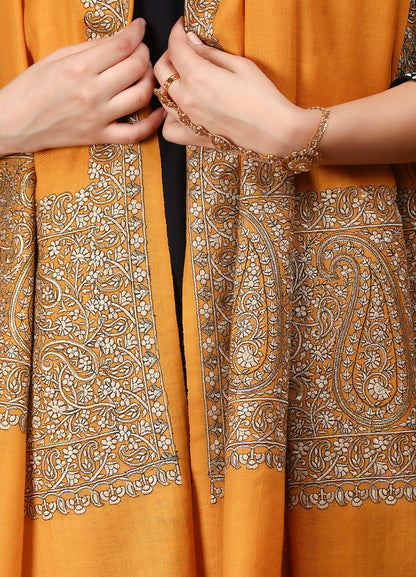 Yellow Color Paisley With Sozni  Work Artistry On Pure Pashmina
