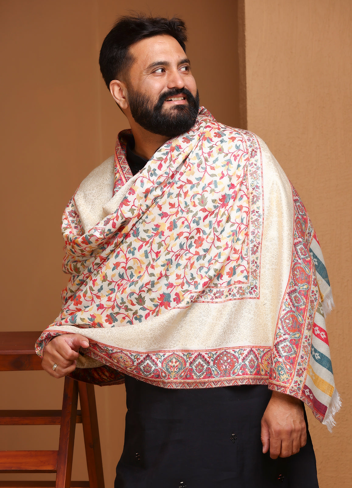Zari Boder Kani Multicolor Unisex Shawl