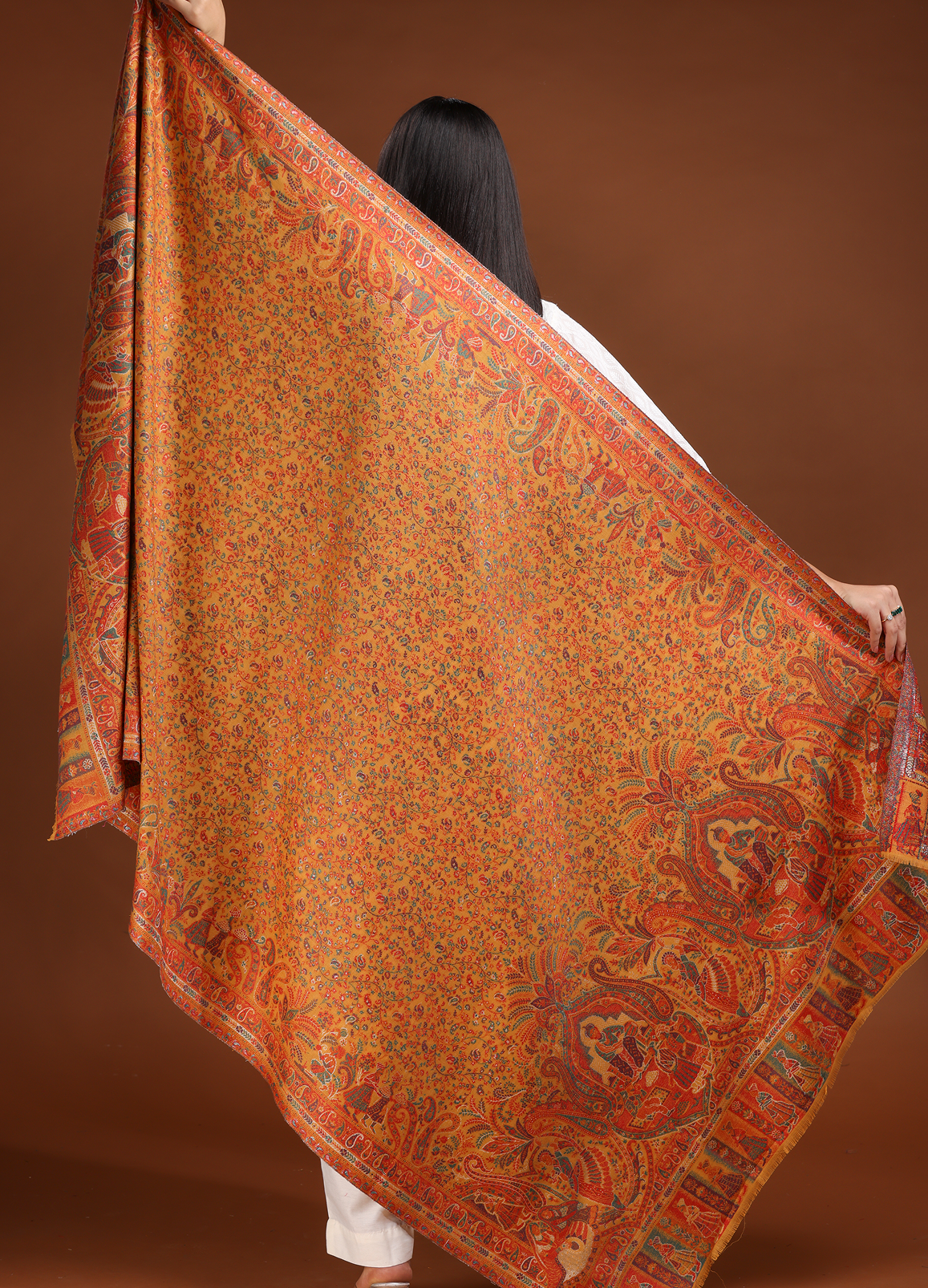 Mehfil-E-Darbar Kani Pure Wool Shawl